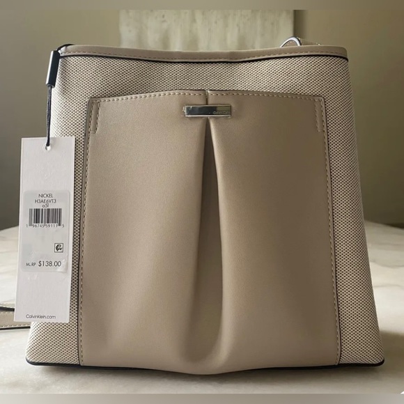 Calvin Klein Nickel Textured Woven Magnetic Snap Crossbody Bag!!!🤎 - Picture 7 of 8